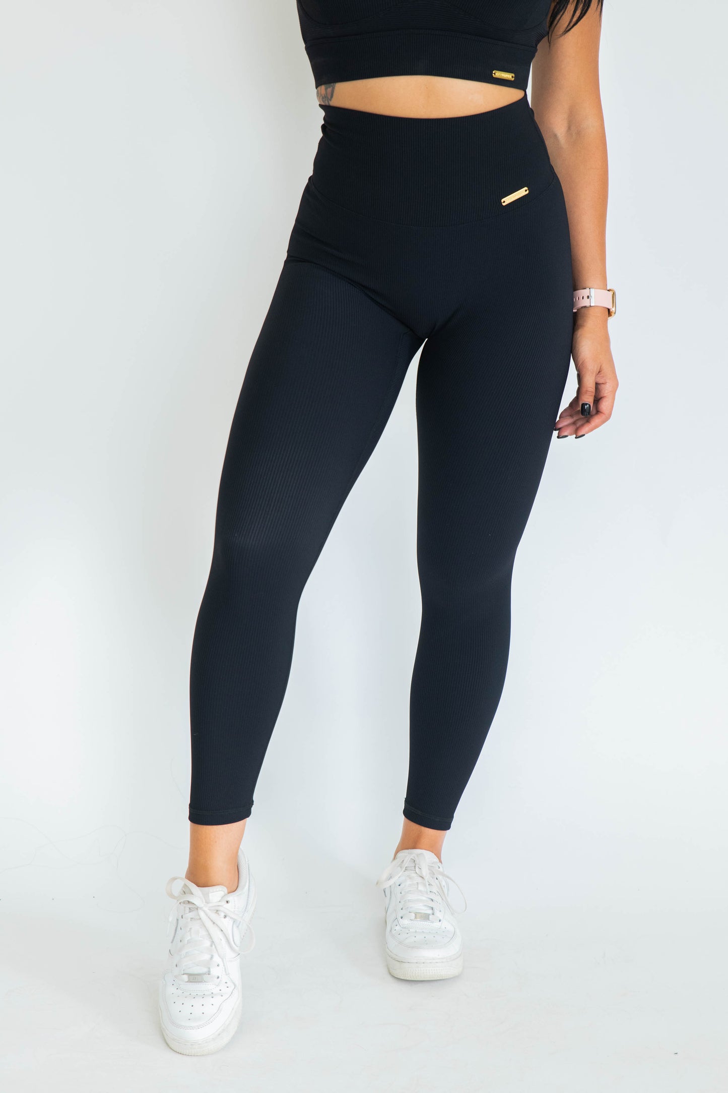 Lush Ribbed Ankle Leggings - Black