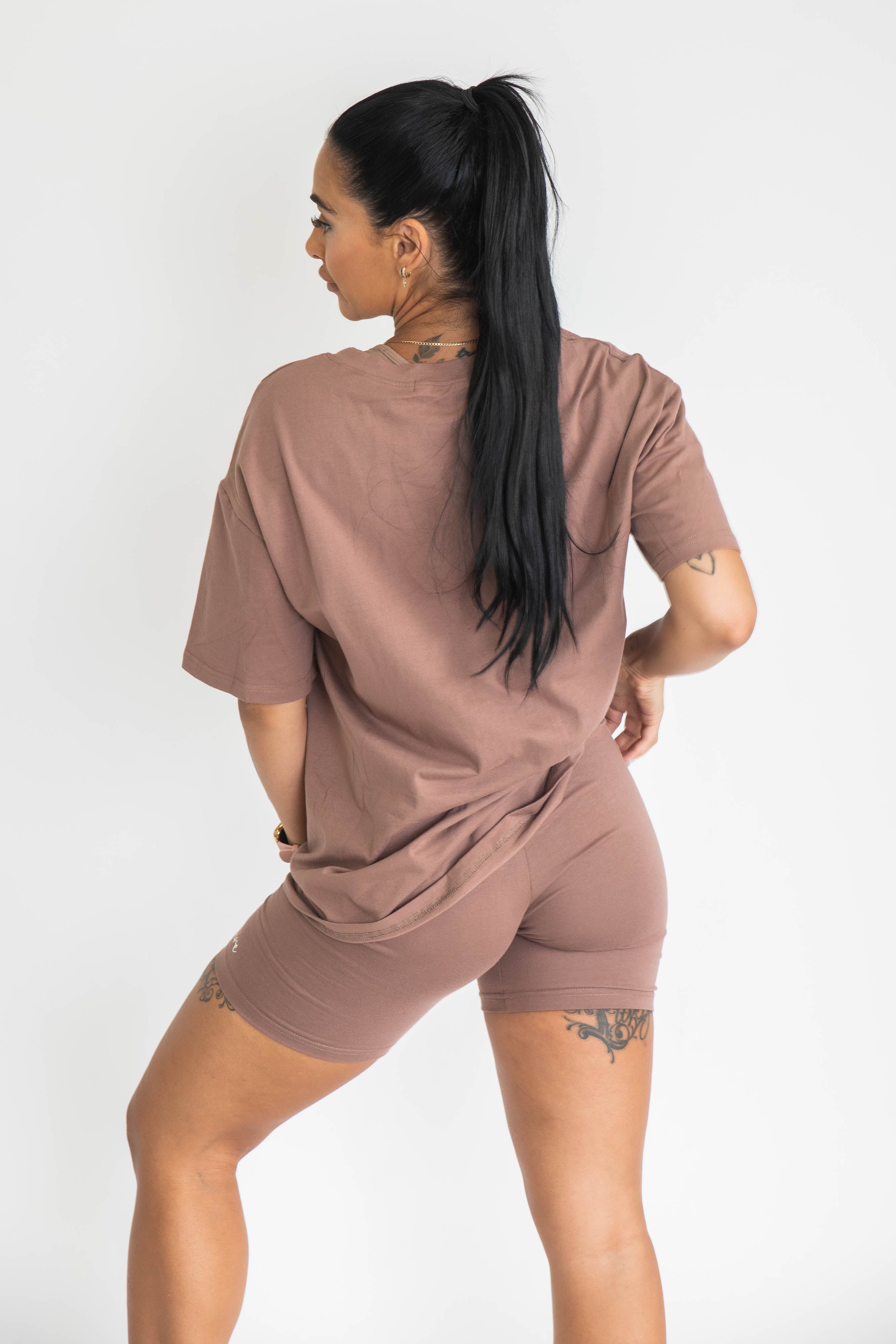 Bike shorts store oversized shirt