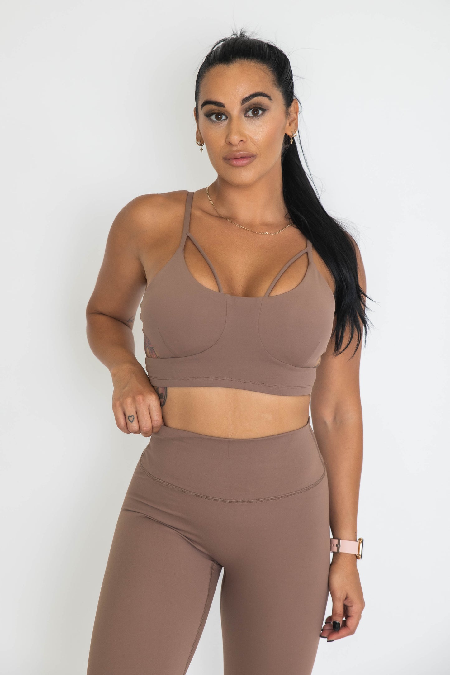 Isla Chic Sports Bra - Chocolate Brown