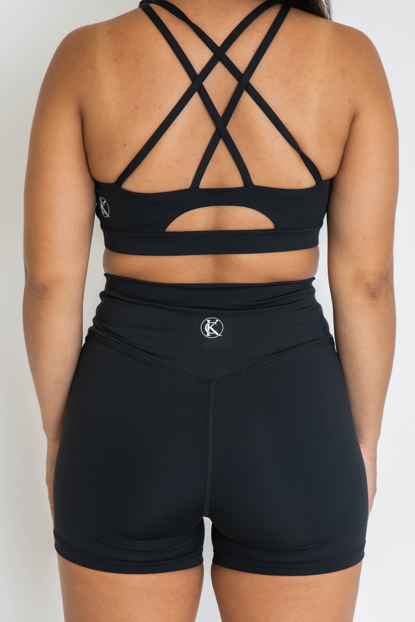 Mila High Neck Sports Bra - Black